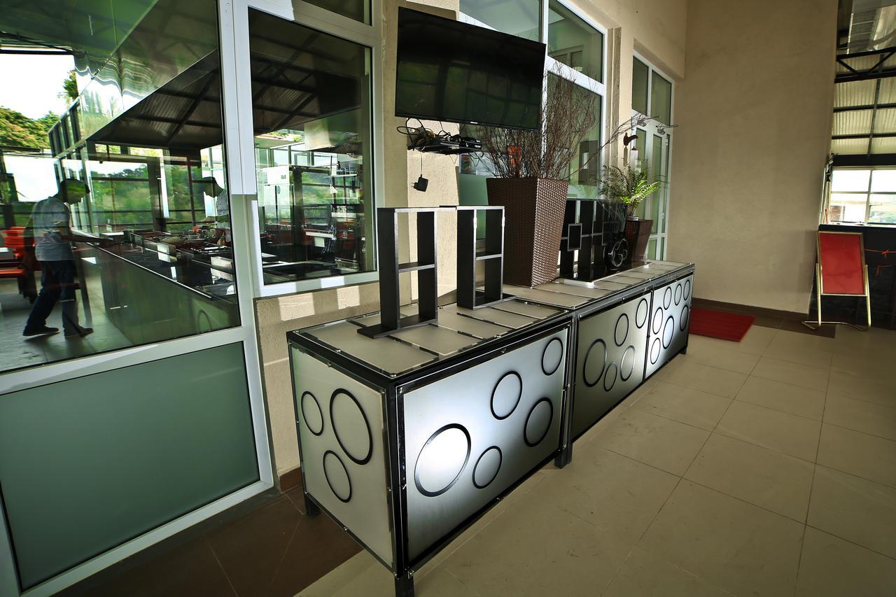 Lavendish Hills Kandy Exterior photo
