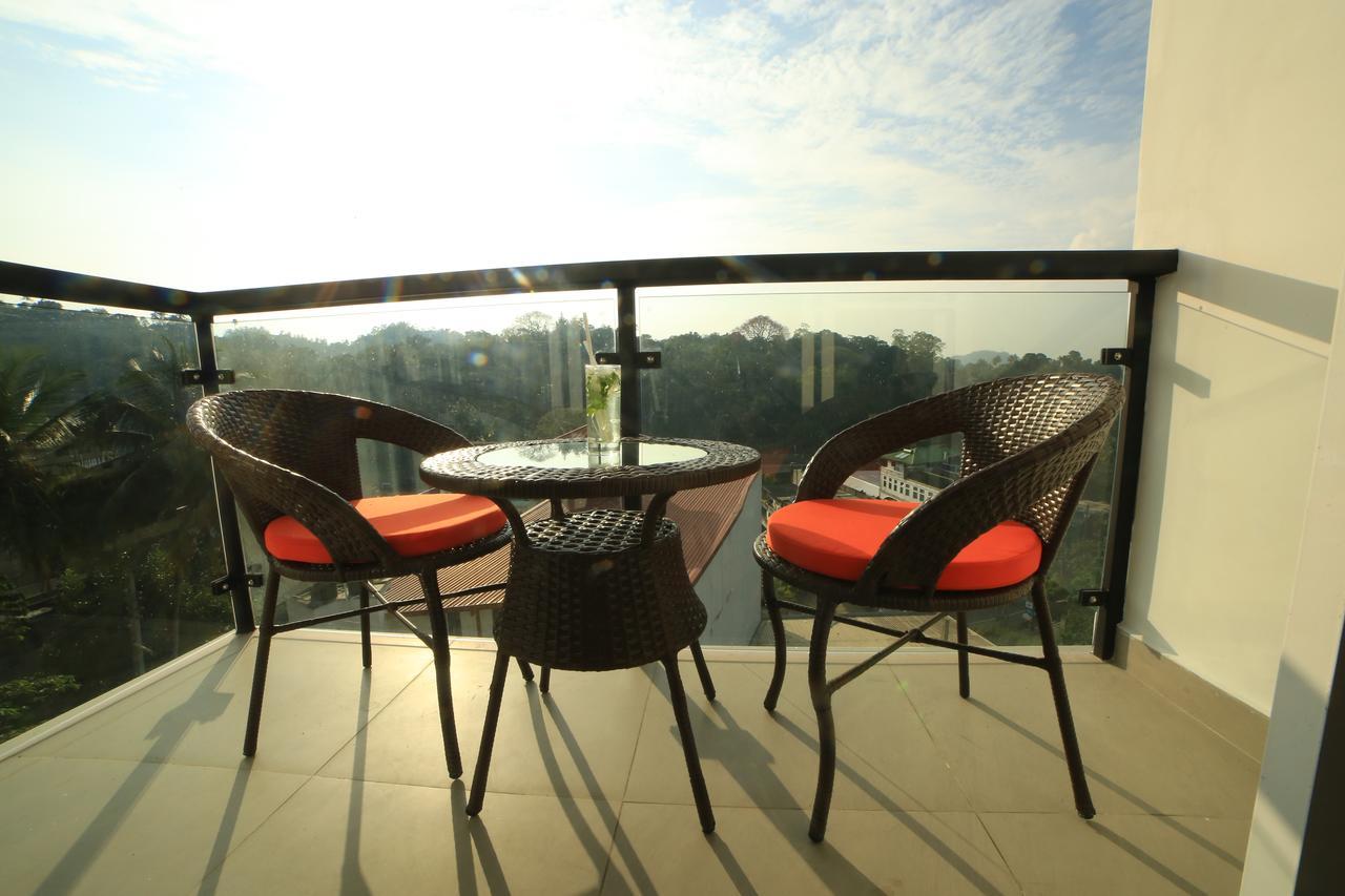Lavendish Hills Kandy Exterior photo